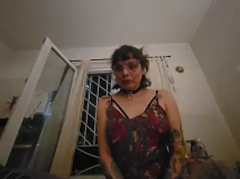 estivalia xxx online show from February 15, 2026, 3:25 am