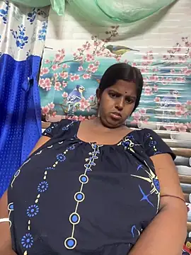 Beauty-queen online show from March 25, 2026, 11:16 am