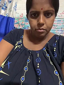 Beauty-queen online show from April 27, 2026, 1:53 pm