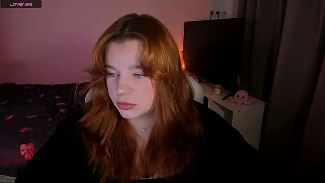  Lisa x online show from December 4, 2024, 8:23 am