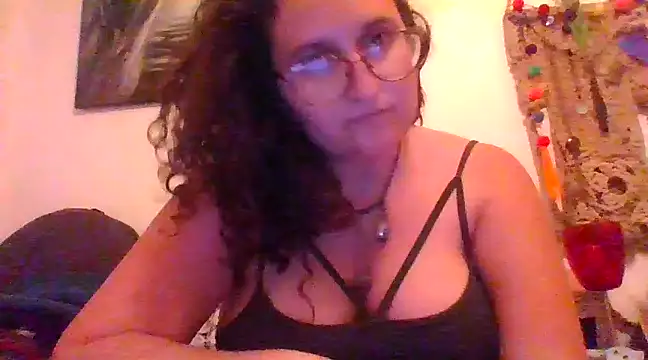 juicyrubies online show from December 28, 2024, 5:14 pm