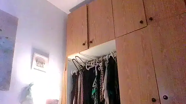 juicyrubies online show from November 3, 2025, 8:26 am