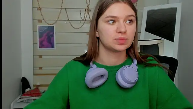 Josephine Kiss online show from February 21, 2025, 4:16 pm