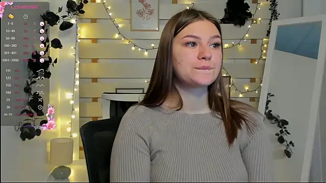 Josephine Kiss online show from March 15, 2026, 10:21 am