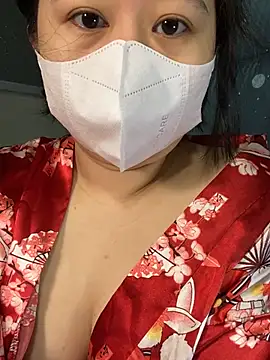 Snapshot of ninini92 chatting on January 22, 2025, 1:11 pm ninini92 online show from January 22, 2025, 1:11 pm