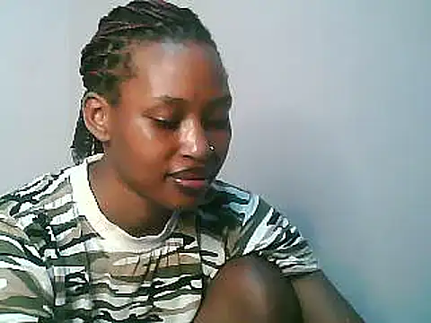 Snapshot of Sweet_Vinkah chatting on February 16, 2025, 8:22 pm Sweet Vinkah online show from February 16, 2025, 8:22 pm