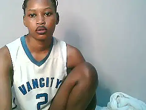 Snapshot of Sweet_Vinkah chatting on February 17, 2025, 8:04 pm Sweet Vinkah online show from February 17, 2025, 8:04 pm