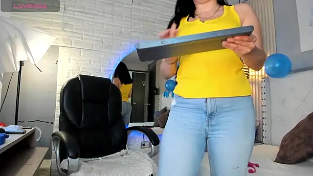 Snapshot of sussy__stone chatting on June 11, 2026, 12:03 pm sussy stone online show from June 11, 2026, 12:03 pm