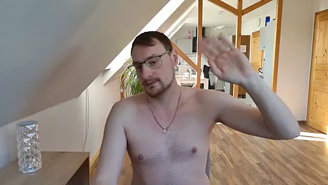 Snapshot of Relsxboy chatting on March 11, 2025, 5:46 pm Relsxboy online show from March 11, 2025, 5:46 pm