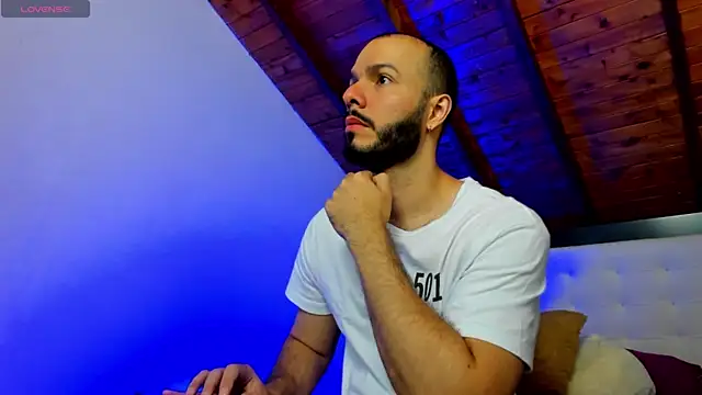 Tom Bailey online show from April 2, 2026, 12:58 pm