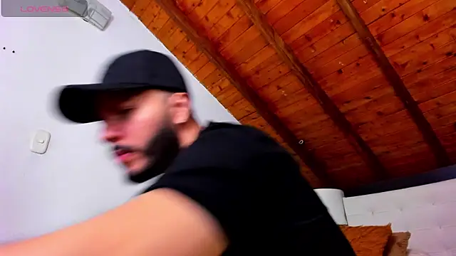 Tom Bailey online show from April 3, 2026, 1:09 pm