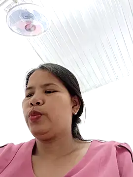 Lanyingxin18 online show from January 17, 2026, 4:17 am