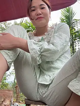 Emily 9xx online show from March 8, 2025, 6:21 am