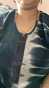 cuteyqueen online show from March 17, 2025, 3:14 am