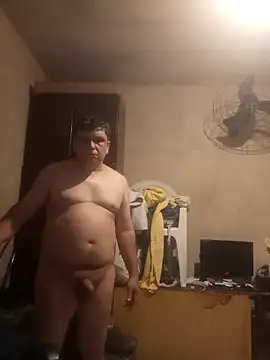 Snapshot of Claudiop2061 chatting on November 9, 2025, 8:29 pm Claudiop2061 online show from November 9, 2025, 8:29 pm