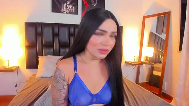 Snapshot of NicoleRouss chatting on January 8, 2025, 4:02 am NicoleRouss online show from January 8, 2025, 4:02 am