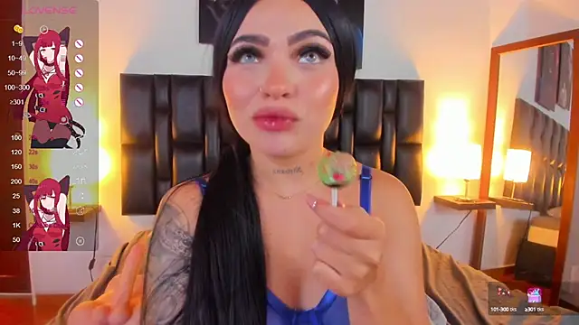 Snapshot of NicoleRouss chatting on January 8, 2025, 7:34 am NicoleRouss online show from January 8, 2025, 7:34 am