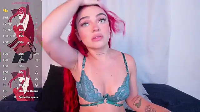 Snapshot of NicoleRouss chatting on February 26, 2025, 4:25 am NicoleRouss online show from February 26, 2025, 4:25 am