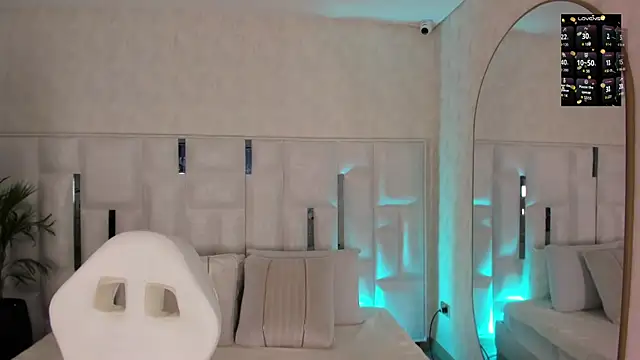 1m dalhia online show from October 10, 2025, 8:30 pm