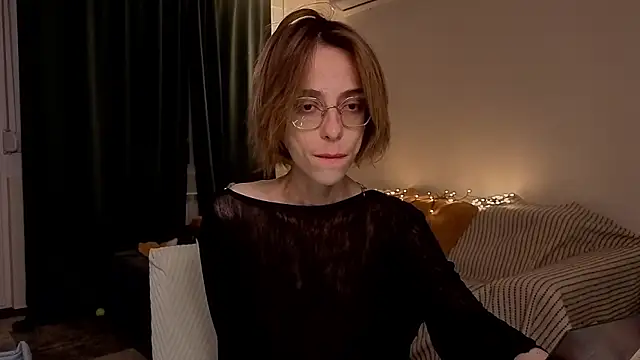 Snapshot of amber_quell_here chatting on March 7, 2026, 5:43 pm amber quell here online show from March 7, 2026, 5:43 pm