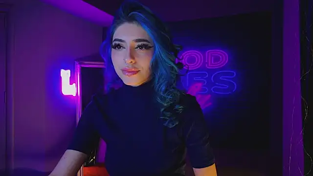 AriaVoss online show from December 30, 2024, 2:31 am