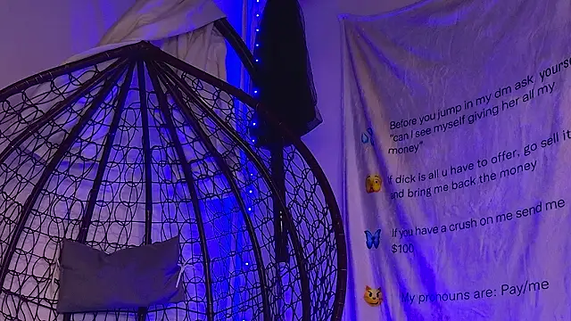 AriaVoss online show from March 25, 2026, 9:43 pm