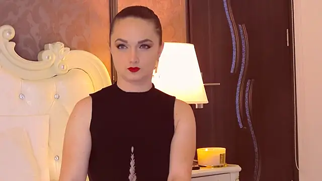 EllianaReese online show from March 23, 2025, 6:47 am