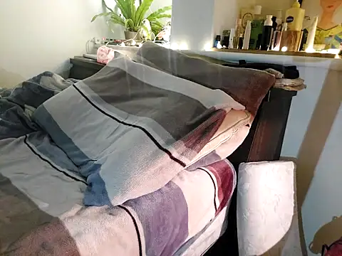 Snapshot of KennyLOVERboy chatting on January 29, 2025, 3:04 pm KennyLOVERboy online show from January 29, 2025, 3:04 pm