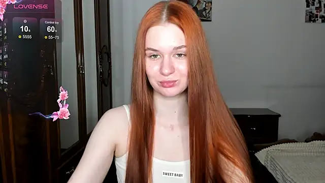 Snapshot of EmilySoul chatting on February 16, 2025, 9:05 pm EmilySoul online show from February 16, 2025, 9:05 pm