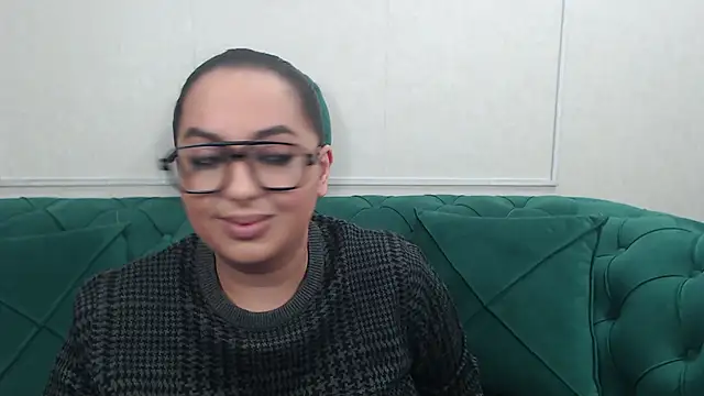 Snapshot of BustyAllyy chatting on April 10, 2026, 4:01 pm BustyAllyy online show from April 10, 2026, 4:01 pm