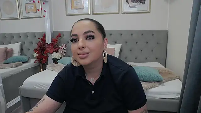 Snapshot of BustyAllyy chatting on May 13, 2026, 6:16 pm BustyAllyy online show from May 13, 2026, 6:16 pm
