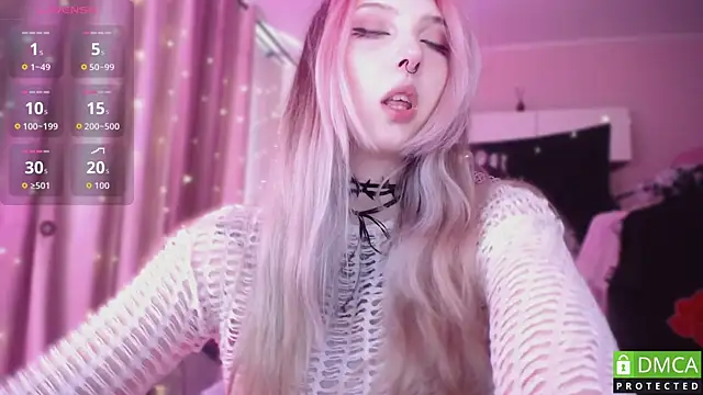 Snapshot of JustMeowGirl chatting on June 7, 2026, 5:44 am JustMeowGirl online show from June 7, 2026, 5:44 am