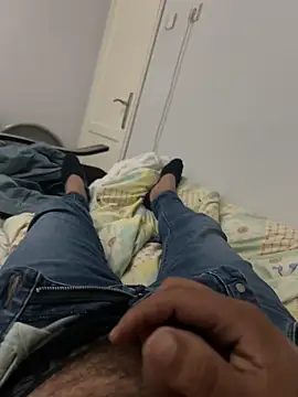 sikergecer3435 online show from April 21, 2026, 8:34 pm