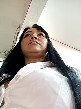 alondraabrown online show from November 13, 2025, 12:53 am