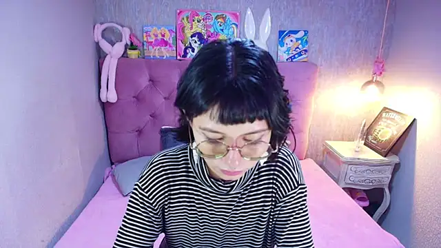 charlottemoonxz online show from March 2, 2026, 6:48 pm