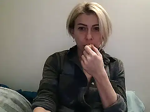 anechka1 online show from January 2, 2025, 11:06 pm