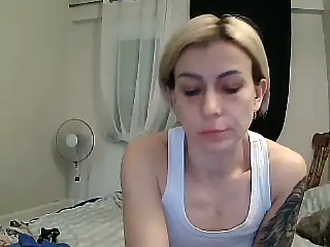 anechka1 online show from January 5, 2025, 10:40 pm