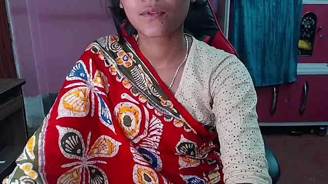 Snapshot of Angel_Alison_ chatting on February 9, 2025, 6:47 pm Angel Alison  online show from February 9, 2025, 6:47 pm