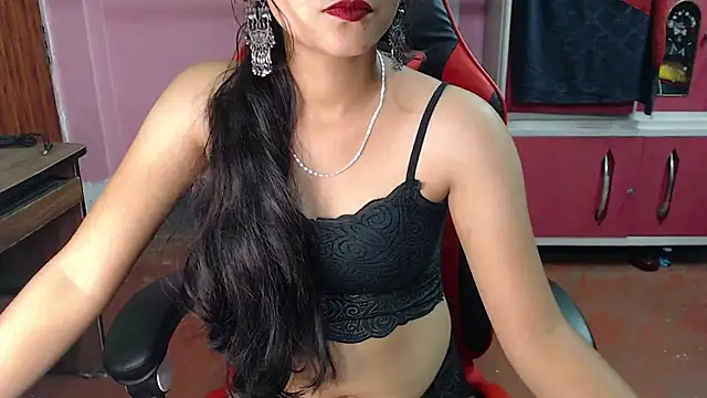 Snapshot of Angel_Alison_ chatting on February 18, 2025, 6:37 pm Angel Alison  online show from February 18, 2025, 6:37 pm