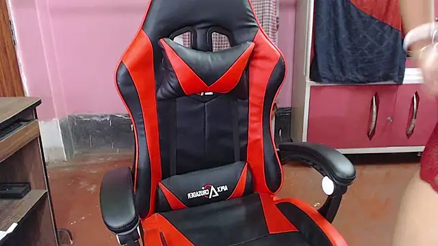 Snapshot of Angel_Alison_ chatting on March 17, 2025, 10:17 pm Angel Alison  online show from March 17, 2025, 10:17 pm