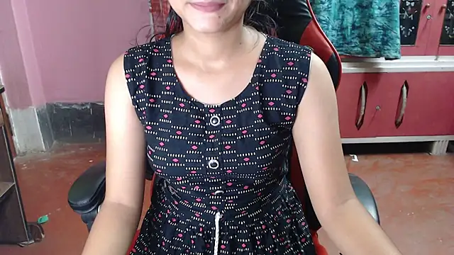 Snapshot of Angel_Alison_ chatting on October 14, 2025, 6:42 pm Angel Alison  online show from October 14, 2025, 6:42 pm