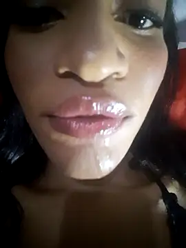 Snapshot of GoddessVee chatting on February 8, 2026, 8:12 pm GoddessVee online show from February 8, 2026, 8:12 pm