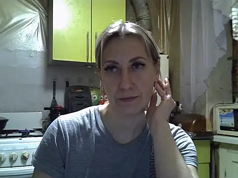 AshleyXHoney online show from November 22, 2025, 5:34 pm