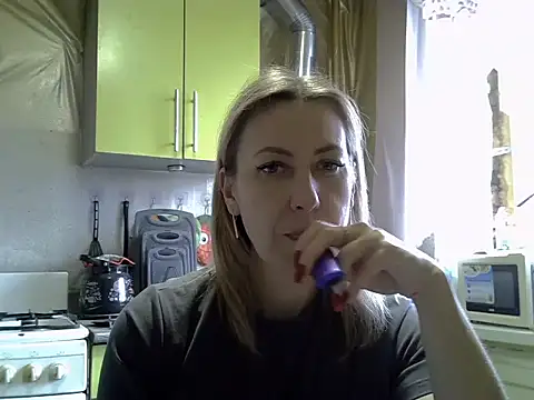 AshleyXHoney online show from December 15, 2025, 8:29 am