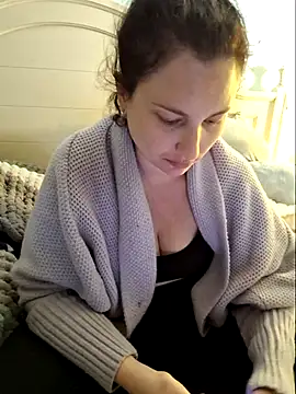 MilfyMrsRobinson online show from March 4, 2025, 12:50 am