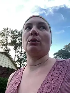 MilfyMrsRobinson online show from April 30, 2026, 11:20 pm