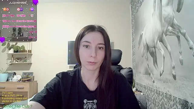 Snapshot of Wowpornoo chatting on January 25, 2025, 1:52 pm Wowpornoo online show from January 25, 2025, 1:52 pm