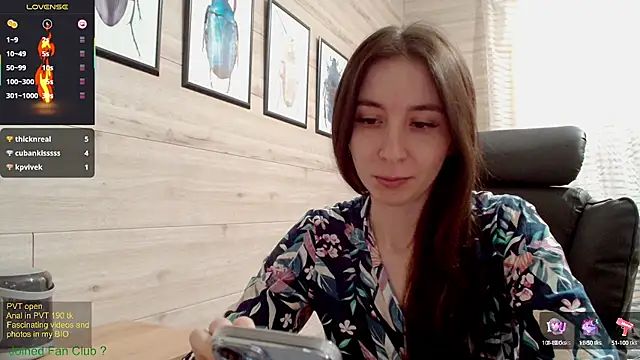 Snapshot of Wowpornoo chatting on March 19, 2025, 11:39 am Wowpornoo online show from March 19, 2025, 11:39 am