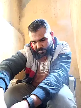 Snapshot of ListedLoin chatting on January 16, 2025, 12:42 pm ListedLoin online show from January 16, 2025, 12:42 pm