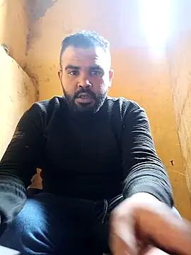 Snapshot of ListedLoin chatting on January 19, 2025, 11:45 am ListedLoin online show from January 19, 2025, 11:45 am